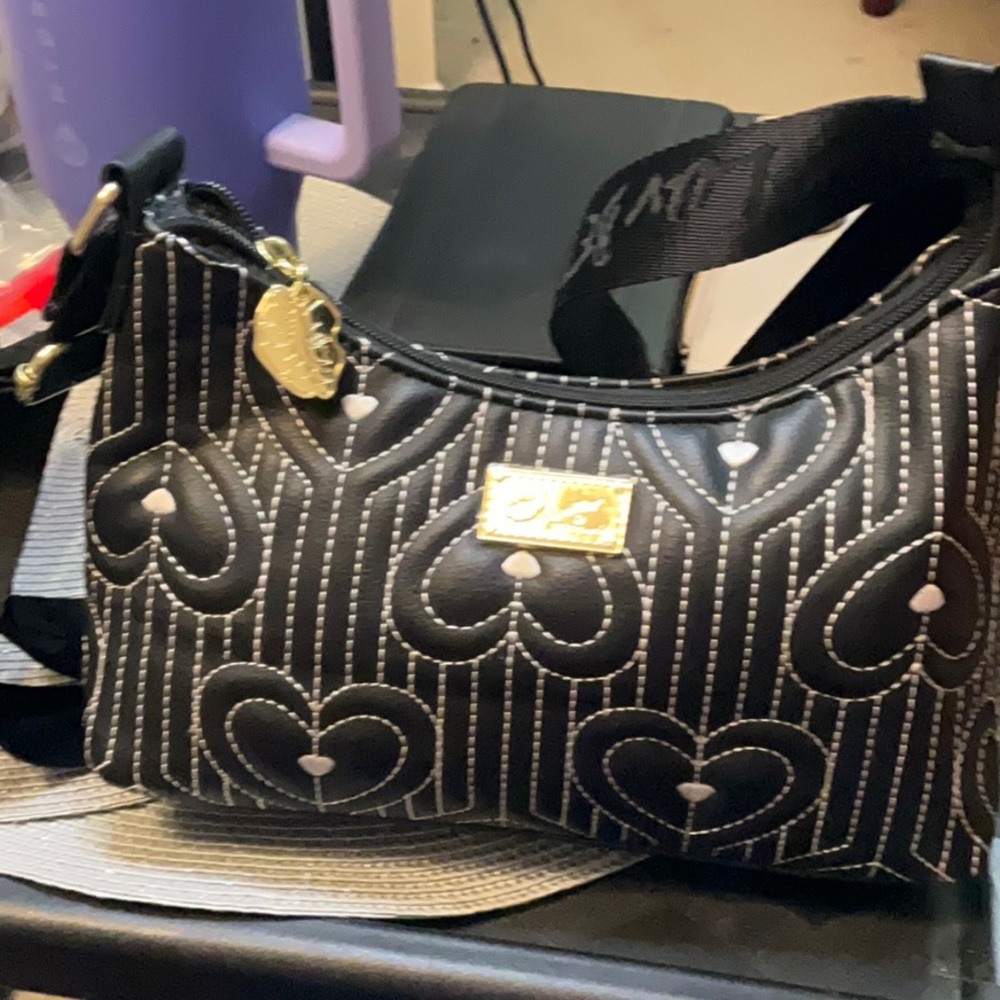 Betsey Johnson heart bag